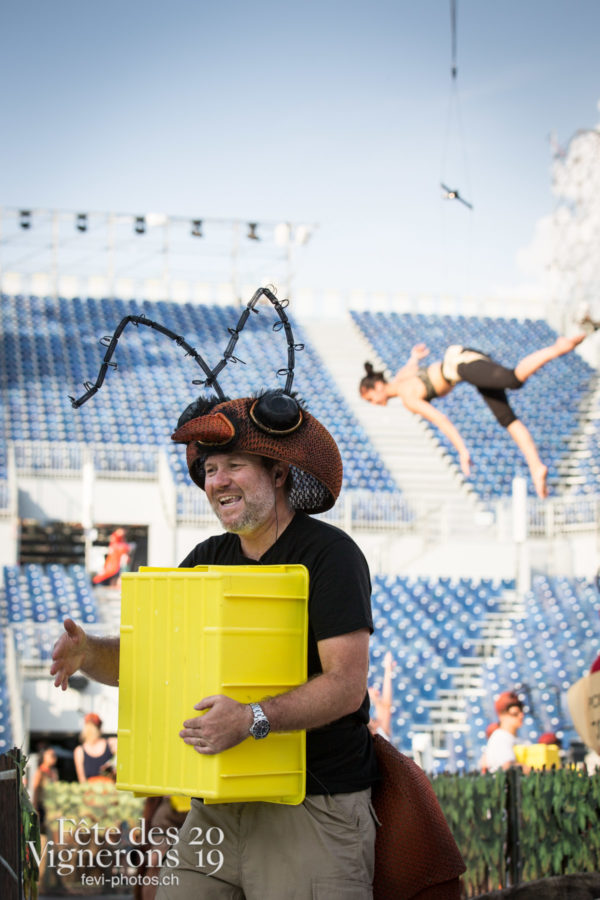 Vevey, le 2 juillet, répétition de la fête des vignerons dans l'arène. - Choristes-percussionnistes, Fourmis, Libellule, Percussionnistes, Répétitions, Sauterelles, Photographies de la Fête des Vignerons 2019.
