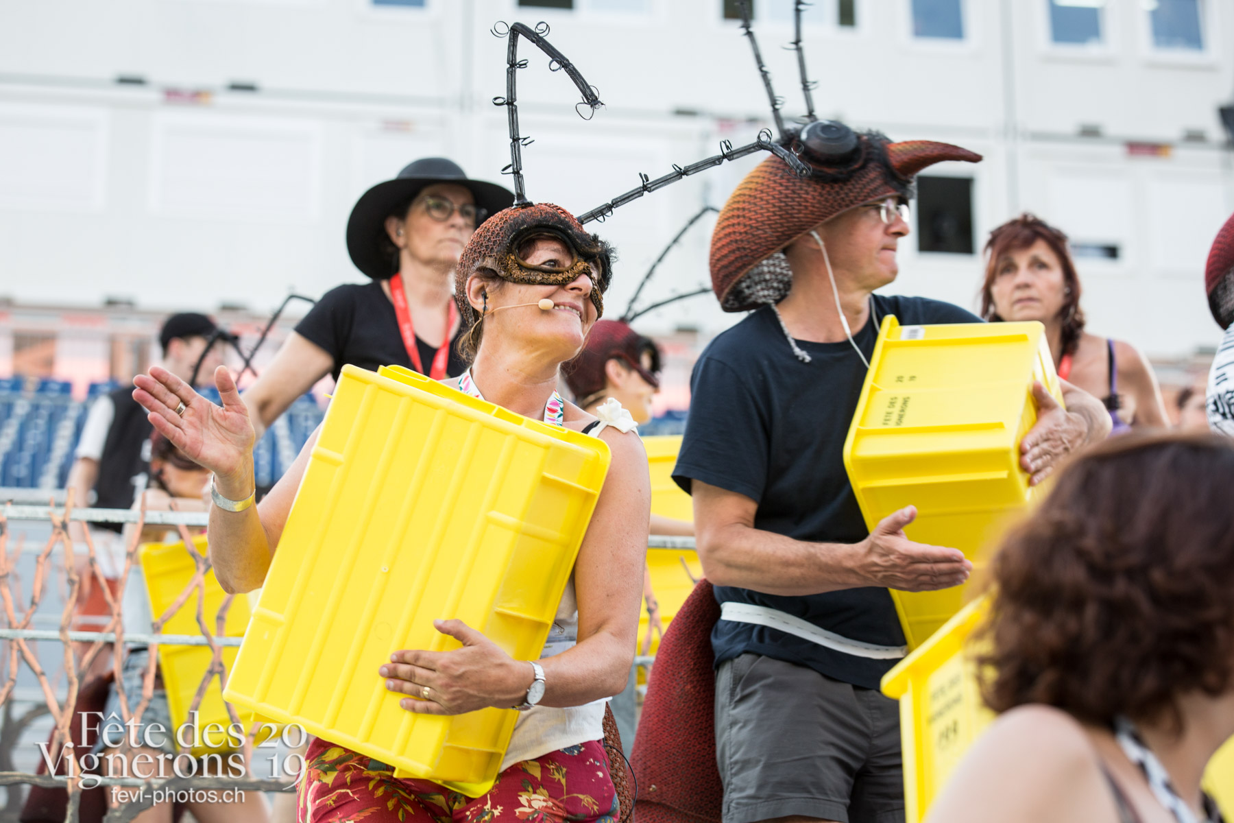 Vevey, le 2 juillet, répétition de la fête des vignerons dans l'arène. - Choristes-percussionnistes, Fourmis, Percussionnistes, Répétitions, Sauterelles, Photographies de la Fête des Vignerons 2019.