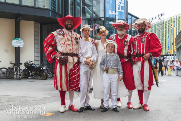 Portrait - Cent suisses, Noce, Photographies de la Fête des Vignerons 2019.