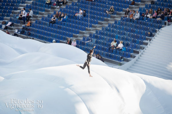 Une répétition du tableau Poésie de l'eau, dans l'arène au mois de juin.