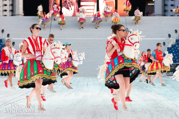 Répétition Cent pour Cent Faux Chevaux - Cent pour Cent, Faux chevaux, Répétitions, Photographies de la Fête des Vignerons 2019.