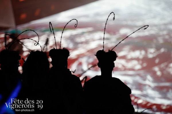Filage en costumes - Choristes-percussionnistes, Fourmis, Musiciens de la Fête, Photographies de la Fête des Vignerons 2019.