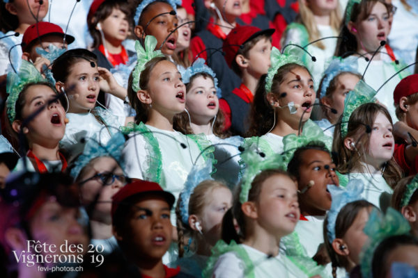 Filage en costumes - Musiciens de la Fête, Voix d'enfants, Photographies de la Fête des Vignerons 2019.