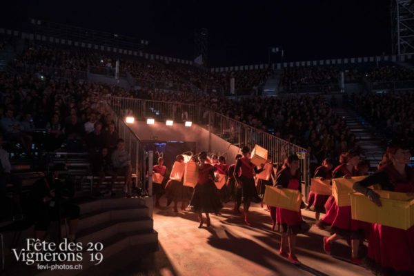 Répétition - Choristes-percussionnistes, Fourmis, percu-choristes, Percussionnistes, Sauterelles, Photographies de la Fête des Vignerons 2019.