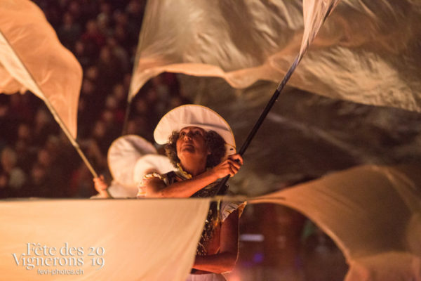 Répétition - Oriflammes, Photographies de la Fête des Vignerons 2019.