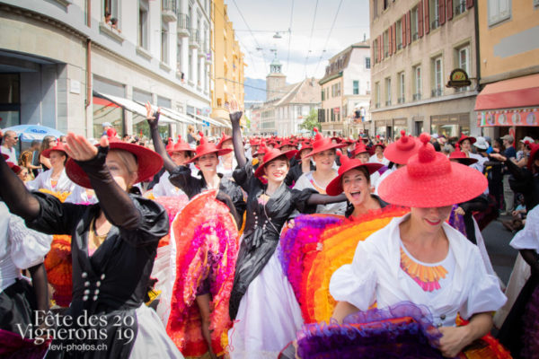2019-07-18_cortege_couronnement_CM_43_HD - Cortège, Effeuilleuses, Photographies de la Fête des Vignerons 2019.