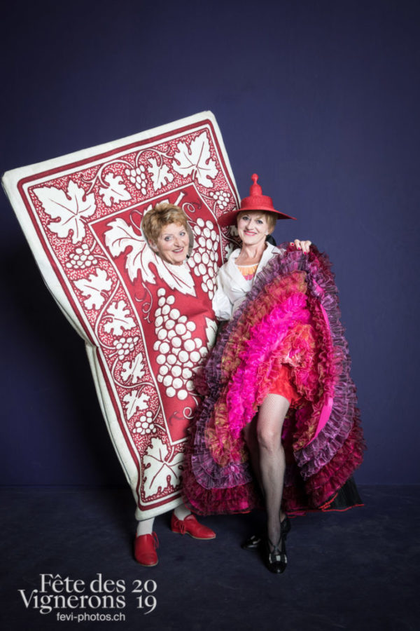 Studio - Cartes, Effeuilleuses, Studio, Photographies de la Fête des Vignerons 2019.