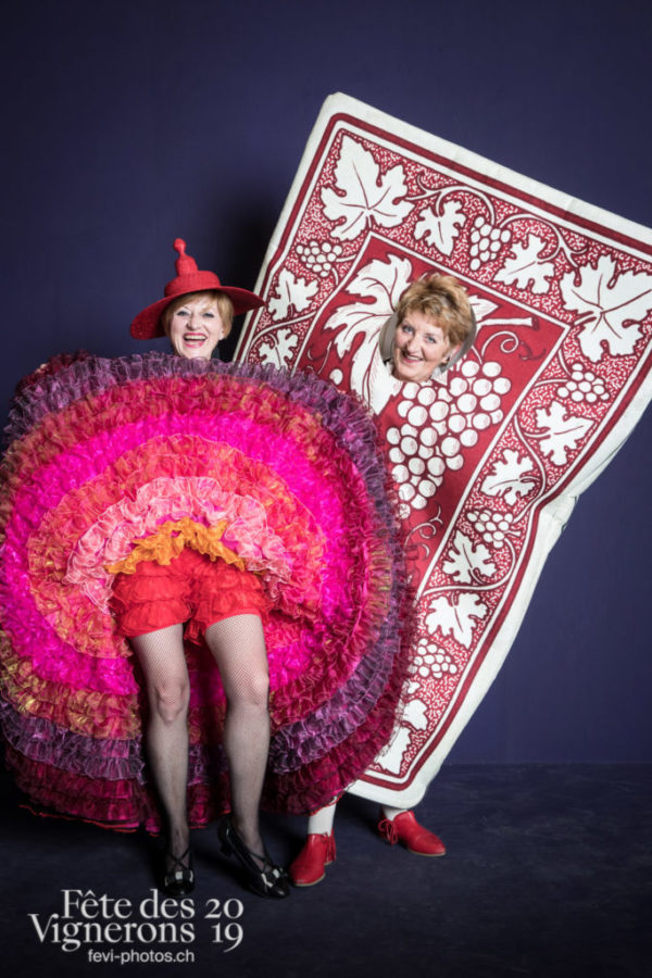 Studio - Cartes, Effeuilleuses, Studio, Photographies de la Fête des Vignerons 2019.
