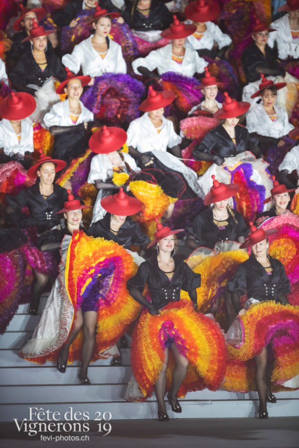Repetition-spectacle-complet - Effeuilleuses, Répétitions, Photographies de la Fête des Vignerons 2019.