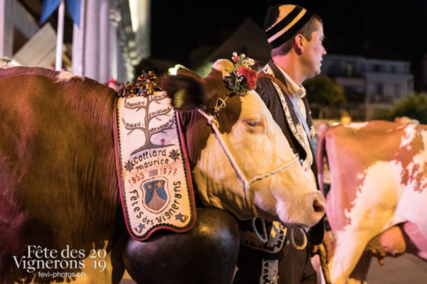 07-16_rue_JulieM-2939 - Armaillis, Rue, Vaches, Photographies de la Fête des Vignerons 2019.