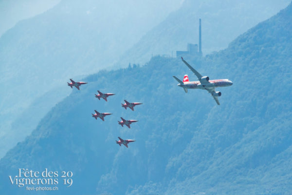 Patrouille et Avion SWISS - Arène, Avion Swiss, f-5, f-5-e-tiger-ii, fa18, Patrouille suisse, tiger, Photographies de la Fête des Vignerons 2019.