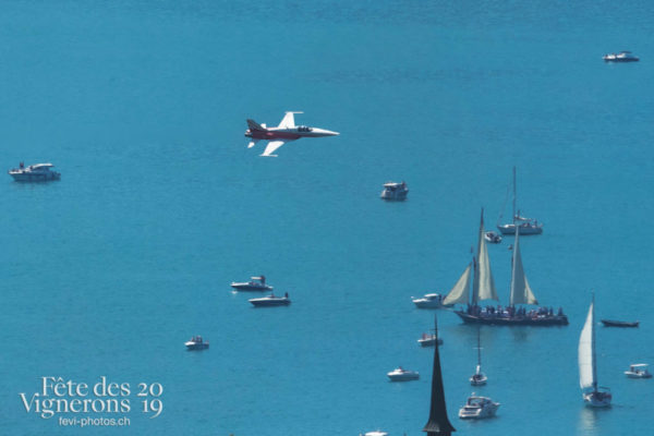 Patrouille et Avion SWISS