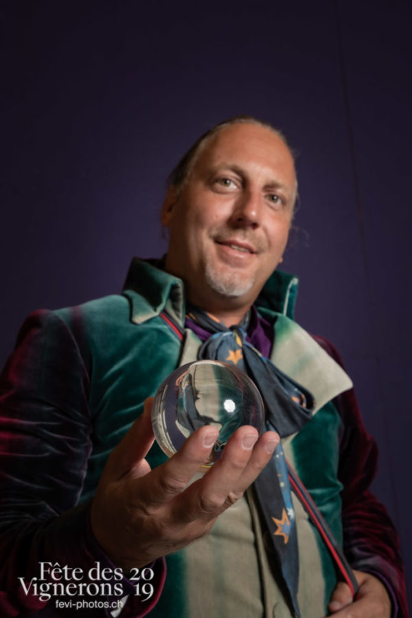 Studio - Hommes du premier printemps, Studio, Photographies de la Fête des Vignerons 2019.