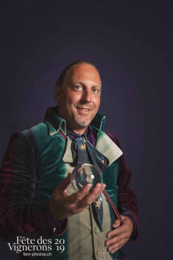 Studio - Hommes du premier printemps, Studio, Photographies de la Fête des Vignerons 2019.