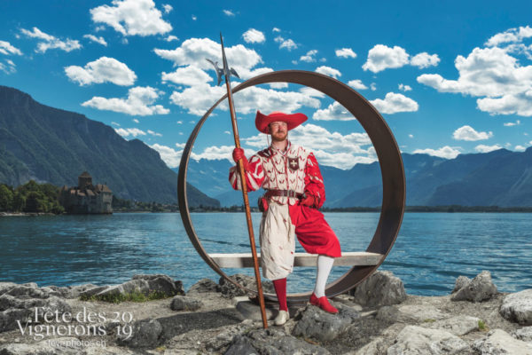 Cent Suisses Chillon