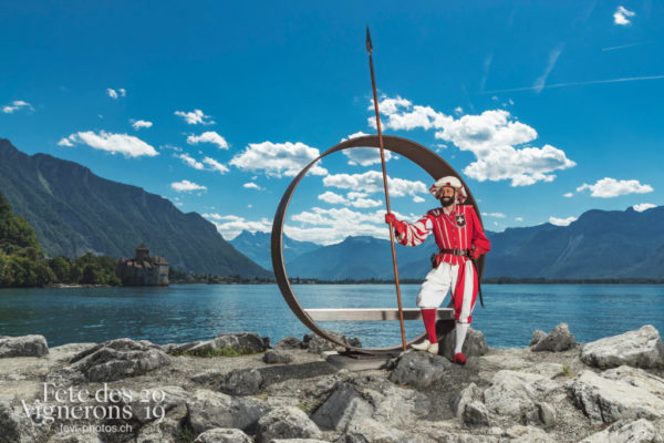 Cent Suisses Chillon