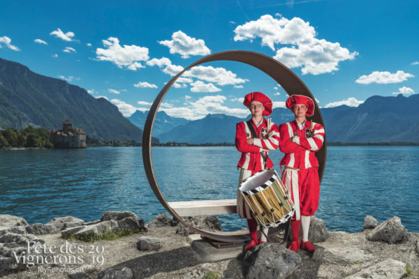 Cent Suisses Chillon