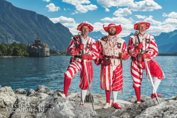Cent Suisses Chillon