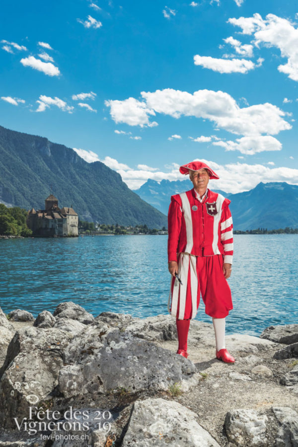 Cent Suisses Chillon