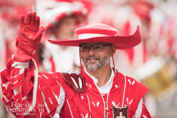 Cortège - Cent suisses, Cortège, Cortèges Confrérie, Photographies de la Fête des Vignerons 2019.