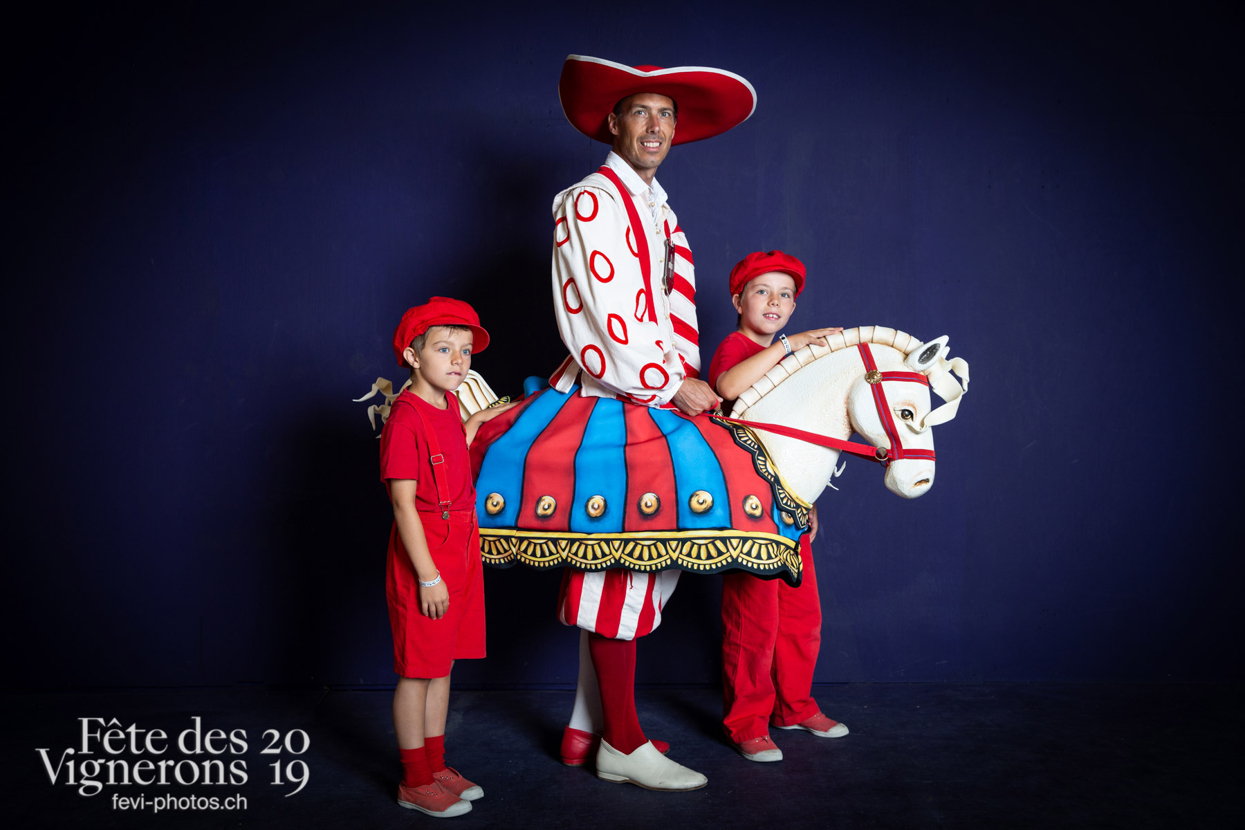 studio_juillet_aout_©JulieMasson-6483 - Studio, cent pour cent, enfants protecteurs. Photographes de la Fête des Vignerons 2019