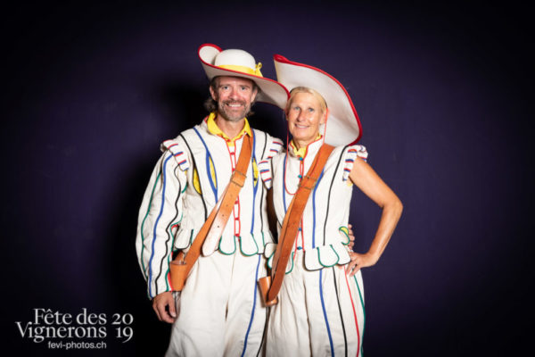 studio_juillet_aout_©JulieMasson-8330 - Porteurs drapeaux, Studio, Photographies de la Fête des Vignerons 2019.