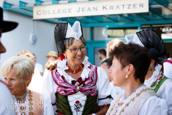 Journée cantonale, préparation du cortège des cantons d'Appenzell au collège Kratzer