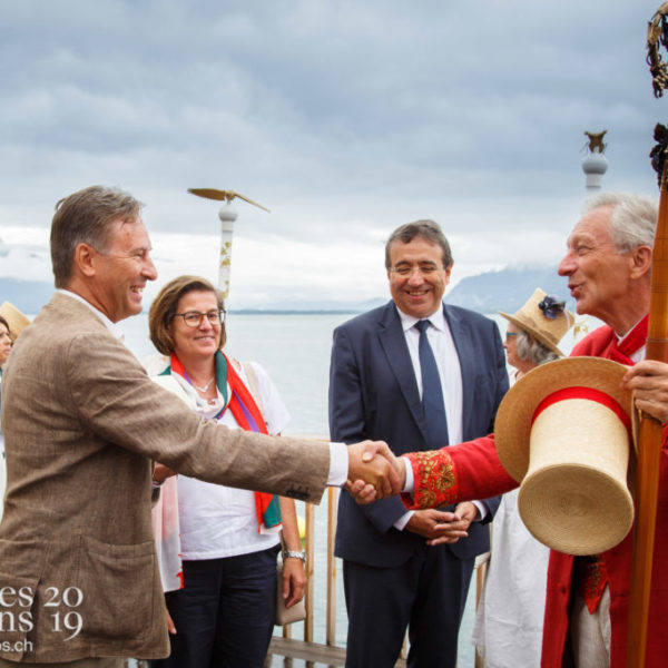 Journée cantonale, accueil et défilé des autorités du Canton de Neuchatel