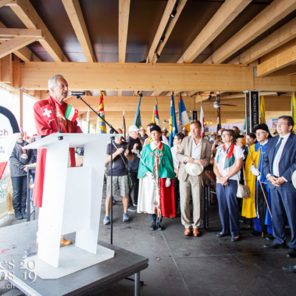 Journée cantonale, accueil et défilé des autorités du Canton de Neuchatel