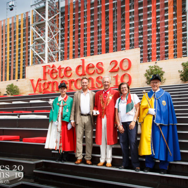 Journée cantonale, accueil et défilé des autorités du Canton de Neuchatel