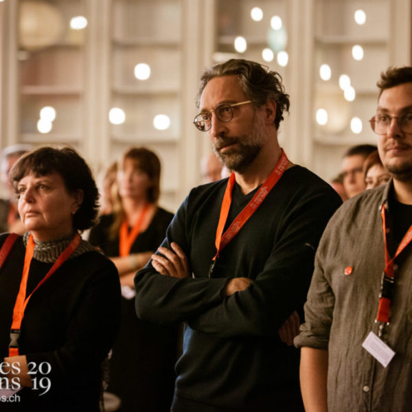 Soirée des commissaires, remise de médailles aux commissaires de la Fête.